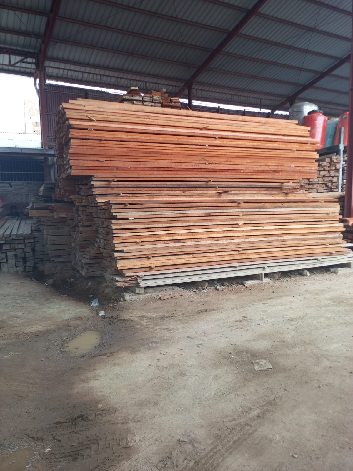 Tumpukan Kayu